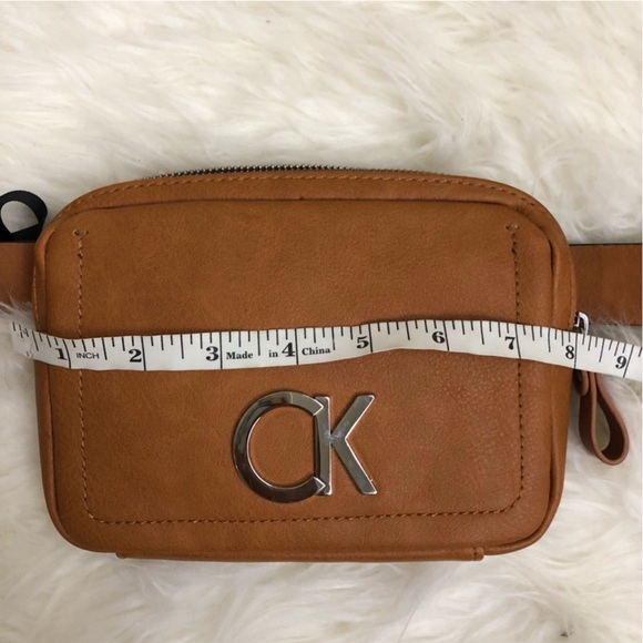Calvin Klein Fanny Pack - Picture 4 of 5